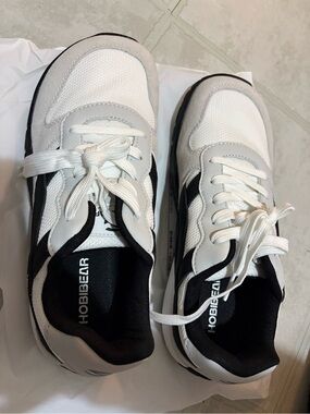 Hobibear HAREBALL White and Black Wide Toe Box Sneakers